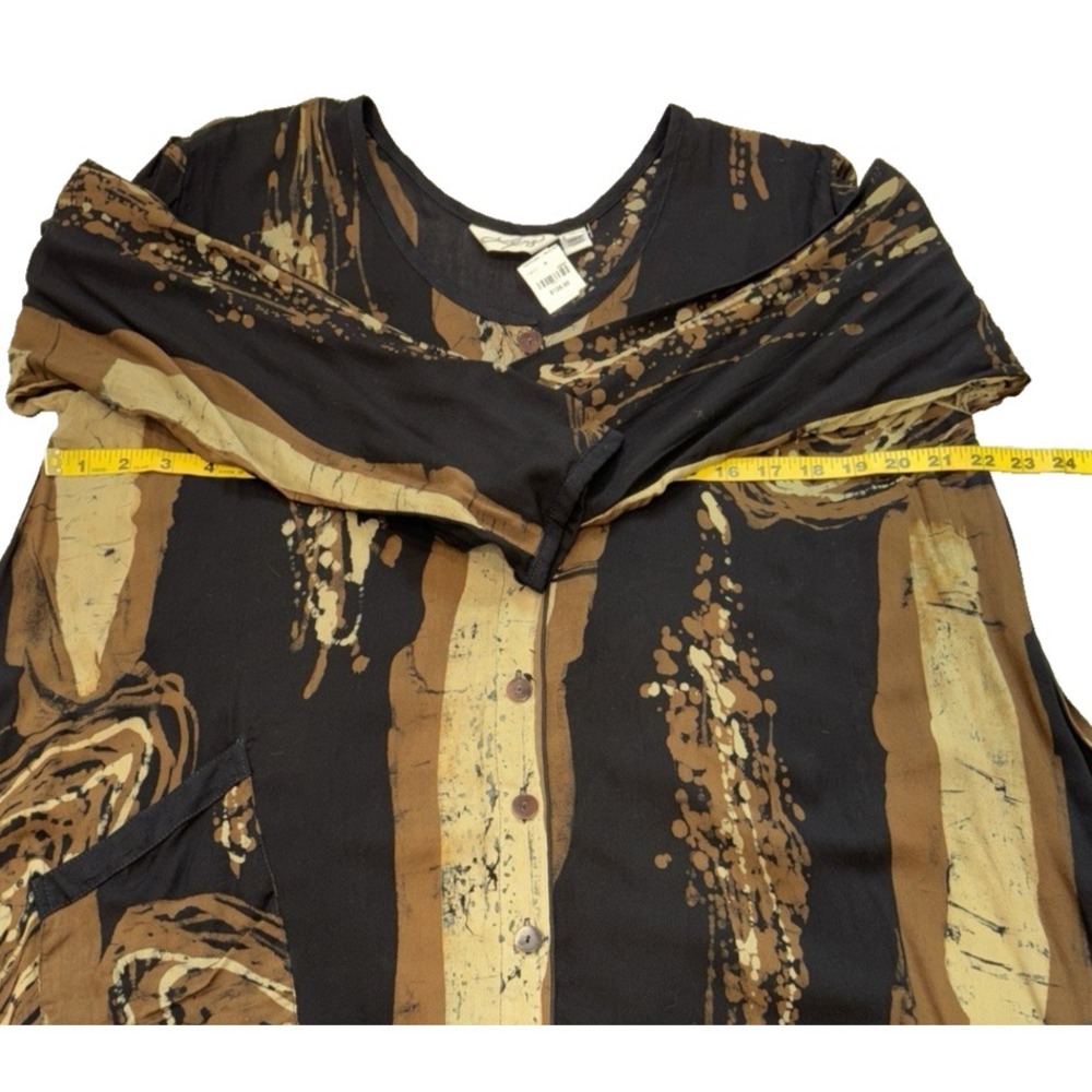 Lyng Button Up Tunic‎ Blouse Size Med Brown Black Abstract Rayon Long Sleeve NWT - Picture 4 of 10